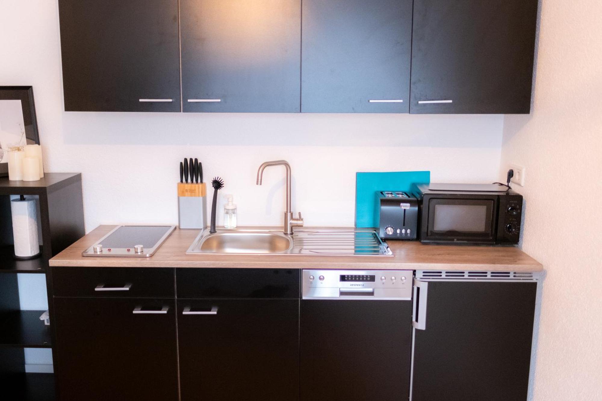 Klassen Apartments! Stadtnahes Ferienhaus* Mit Terrasse In Aulendorf * Fuer 6-8 Personen Exterior foto